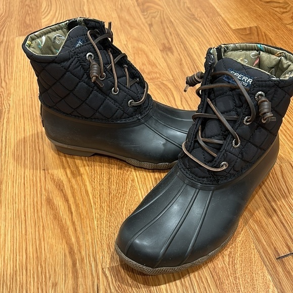 Sperry Black and Brown Winter Rain Boots - Picture 10 of 11